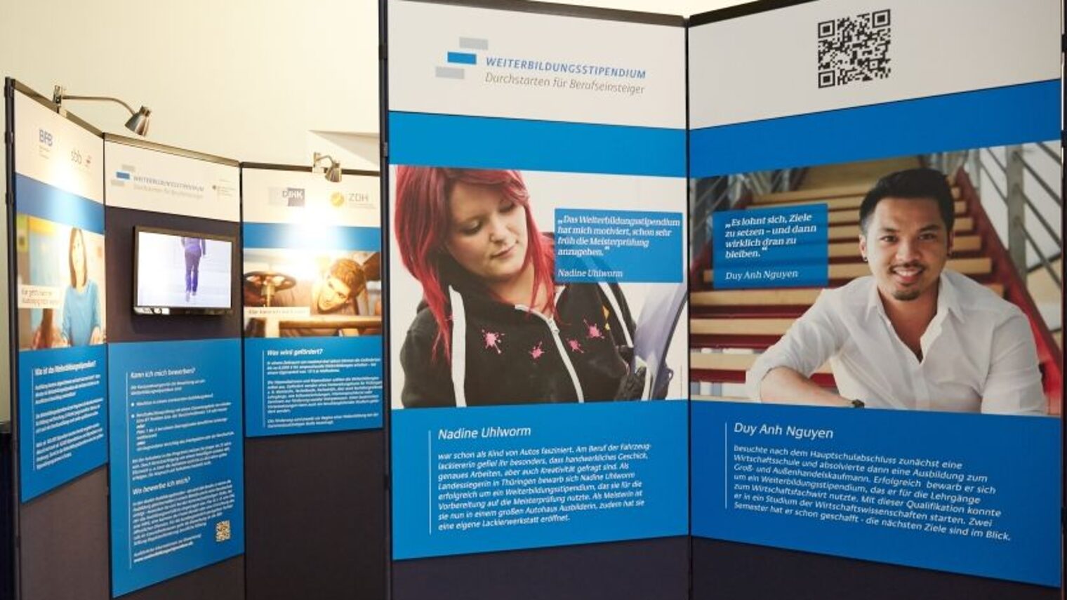 Die Wanderausstellung "Klar geht*s nach der Ausbildung weiter" ist noch bis zum 20. März im Foyer des Berufsbildungszentrum Erfurt zu sehen.