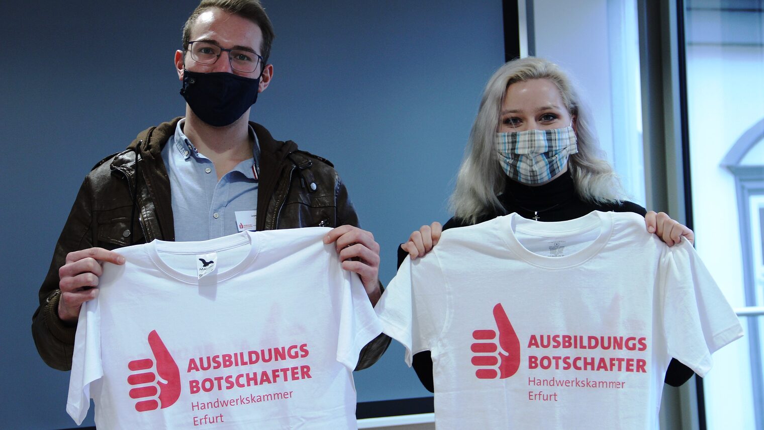 Leon Kedziora und Kaja Hesse engagie-ren sich als Ausbildungsbotschafter. 