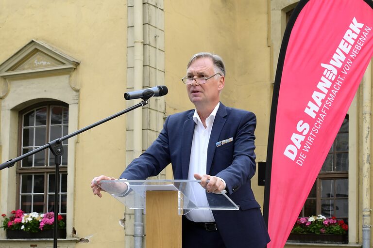 25 Jahre erfolgreich am Markt: Wir gratulieren unseren 25-jährigen Betriebsjubilaren herzlich!