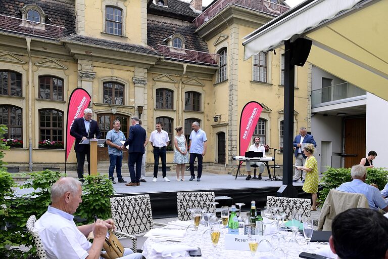 25 Jahre erfolgreich am Markt: Wir gratulieren unseren 25-jährigen Betriebsjubilaren herzlich!