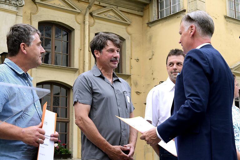 25 Jahre erfolgreich am Markt: Wir gratulieren unseren 25-jährigen Betriebsjubilaren herzlich!