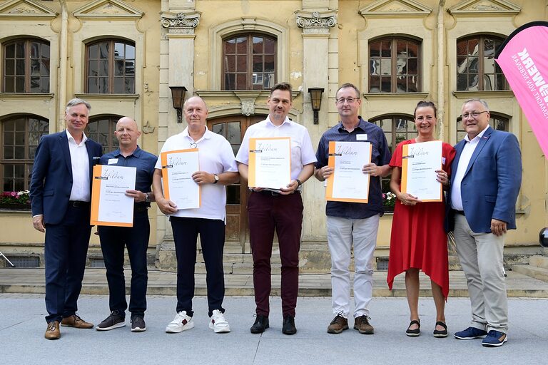 25 Jahre erfolgreich am Markt: Wir gratulieren unseren 25-jährigen Betriebsjubilaren herzlich!