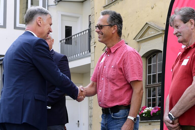 25 Jahre erfolgreich am Markt: Wir gratulieren unseren 25-jährigen Betriebsjubilaren herzlich!