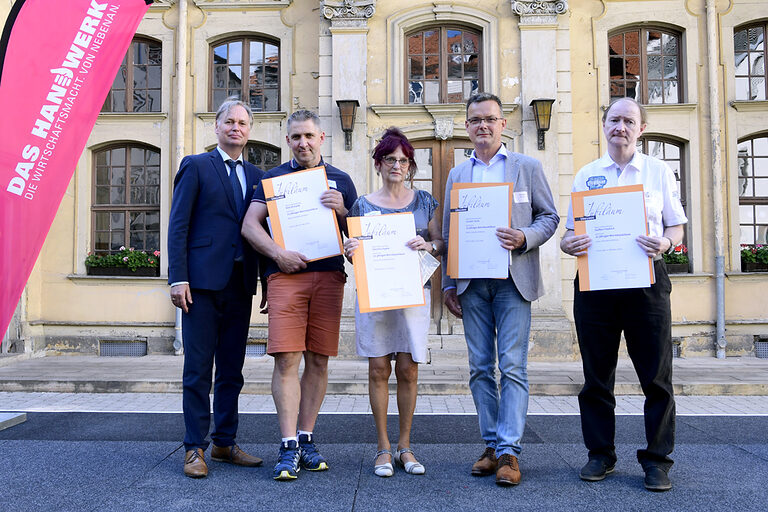 25-jähriges Betriebsjubiläum 2024: Handwerkskammer Erfurt zeichnet Betriebe mit 25-jähriger Geschichte aus. Ein Vierteljahrhundert erstklassige Handwerksarbeit: Herzlichen Glückwunsch zu 25 erfolgreichen Betriebsjahren!