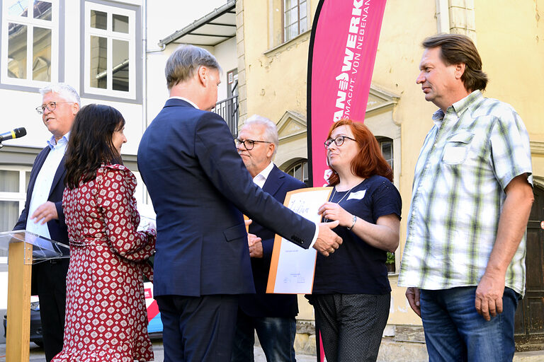 25-jähriges Betriebsjubiläum 2024: Handwerkskammer Erfurt zeichnet Betriebe mit 25-jähriger Geschichte aus. Ein Vierteljahrhundert erstklassige Handwerksarbeit: Herzlichen Glückwunsch zu 25 erfolgreichen Betriebsjahren!