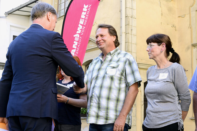 25-jähriges Betriebsjubiläum 2024: Handwerkskammer Erfurt zeichnet Betriebe mit 25-jähriger Geschichte aus. Ein Vierteljahrhundert erstklassige Handwerksarbeit: Herzlichen Glückwunsch zu 25 erfolgreichen Betriebsjahren!