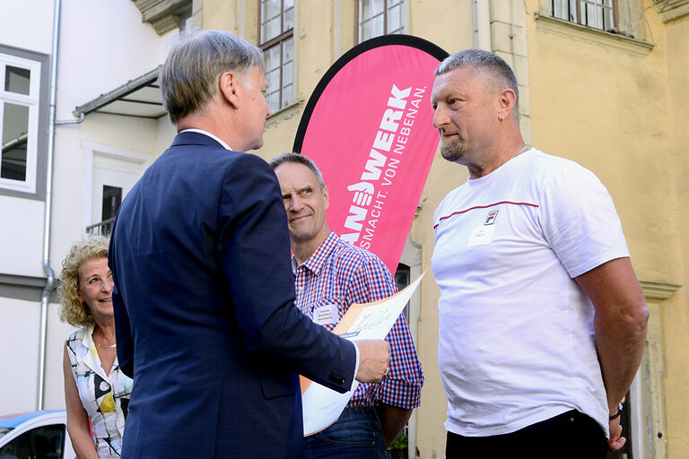 25-jähriges Betriebsjubiläum 2024: Handwerkskammer Erfurt zeichnet Betriebe mit 25-jähriger Geschichte aus. Ein Vierteljahrhundert erstklassige Handwerksarbeit: Herzlichen Glückwunsch zu 25 erfolgreichen Betriebsjahren!