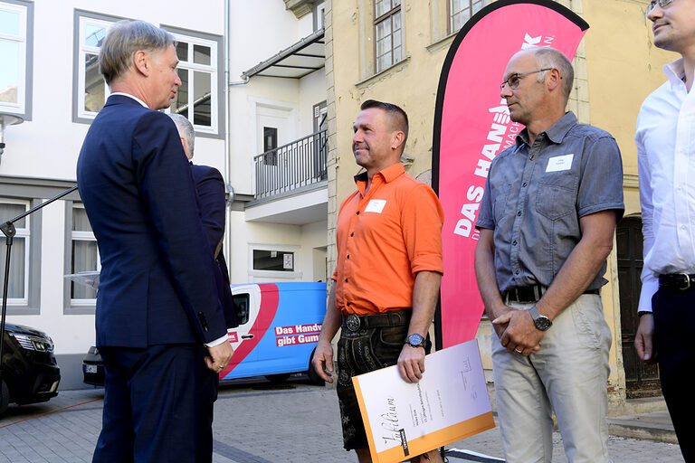 25-jähriges Betriebsjubiläum 2024: Handwerkskammer Erfurt zeichnet Betriebe mit 25-jähriger Geschichte aus. Ein Vierteljahrhundert erstklassige Handwerksarbeit: Herzlichen Glückwunsch zu 25 erfolgreichen Betriebsjahren!