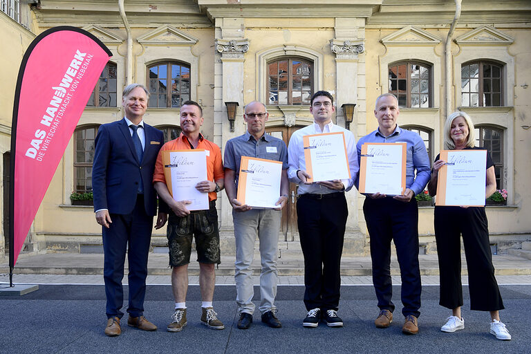 25-jähriges Betriebsjubiläum 2024: Handwerkskammer Erfurt zeichnet Betriebe mit 25-jähriger Geschichte aus. Ein Vierteljahrhundert erstklassige Handwerksarbeit: Herzlichen Glückwunsch zu 25 erfolgreichen Betriebsjahren!